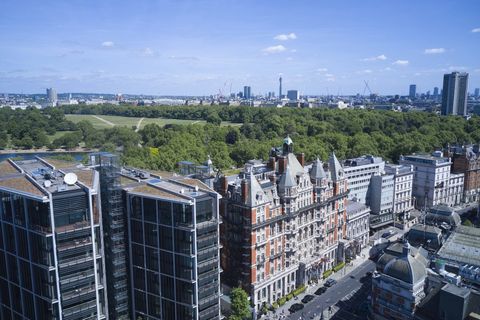 The Knightsbridge Estate, from ILN's work