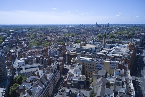 The Knightsbridge Estate, from ILN's work